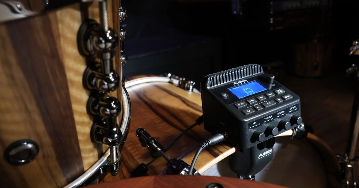 Alesis lança o Kitstream para gravar e fazer streaming da tua bateria acústica