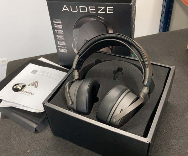 Audeze Maxwell Playstation - ESTOQUEB