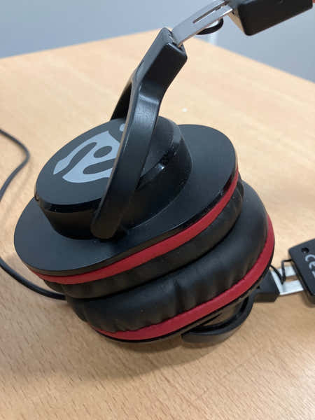 Numark HF 175 - Stock B
