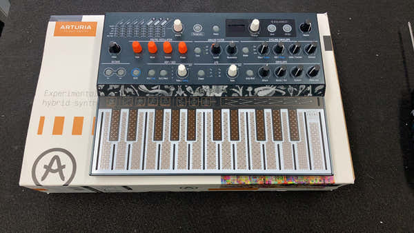 Arturia Microfreak - Stock B