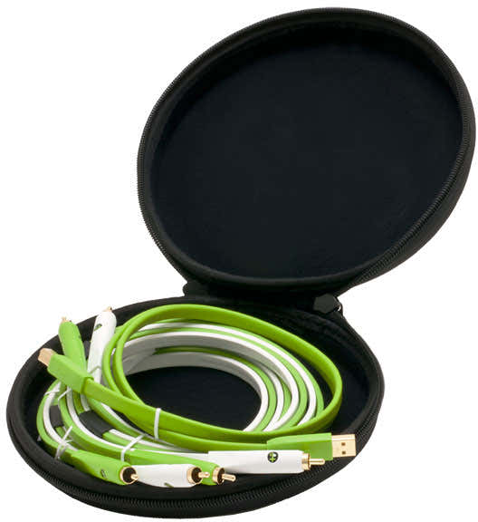 2x RCA-RCA 1m + USB 1m + Bolsa