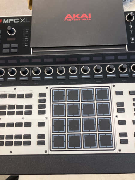 Akai Professional MPC-XL - Stock B