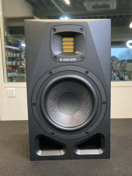 Adam Audio A7V - B Stock