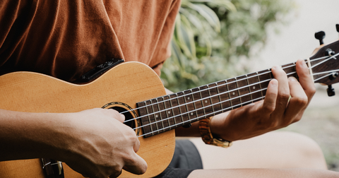 Como afinar o seu ukulele? Guia completo para um som perfeito