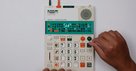 EP-40 Riddim Supertone: o novo sampler para dub e reggae
