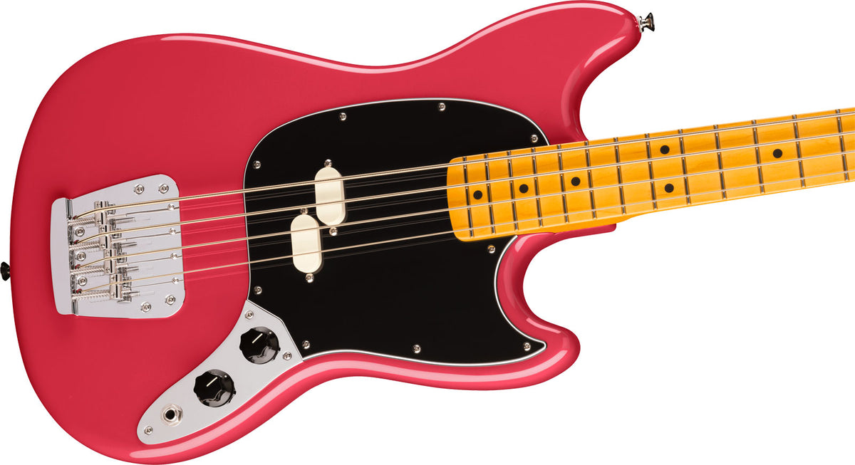 American Professional Classic Mustang Bass MN Faded Dakota Red