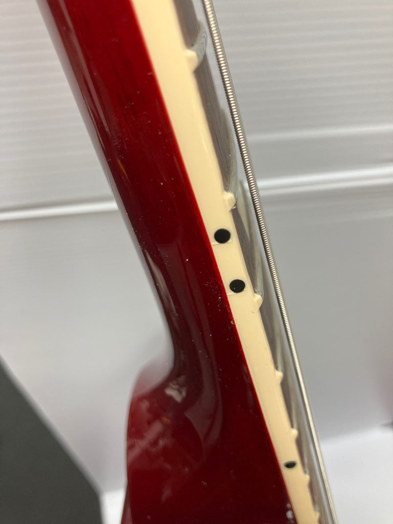 Les Paul Studio Vermelho vinho Contorno creme Stock B