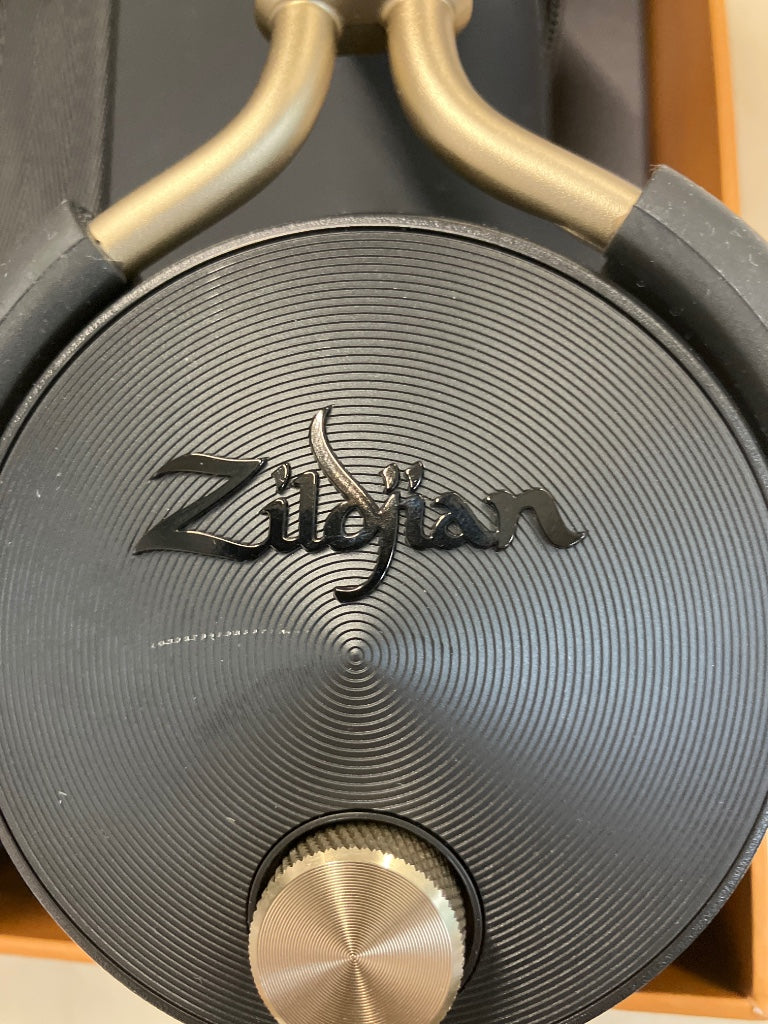 ZXHP0012 - ALCHEM-E BLACK - B Stock