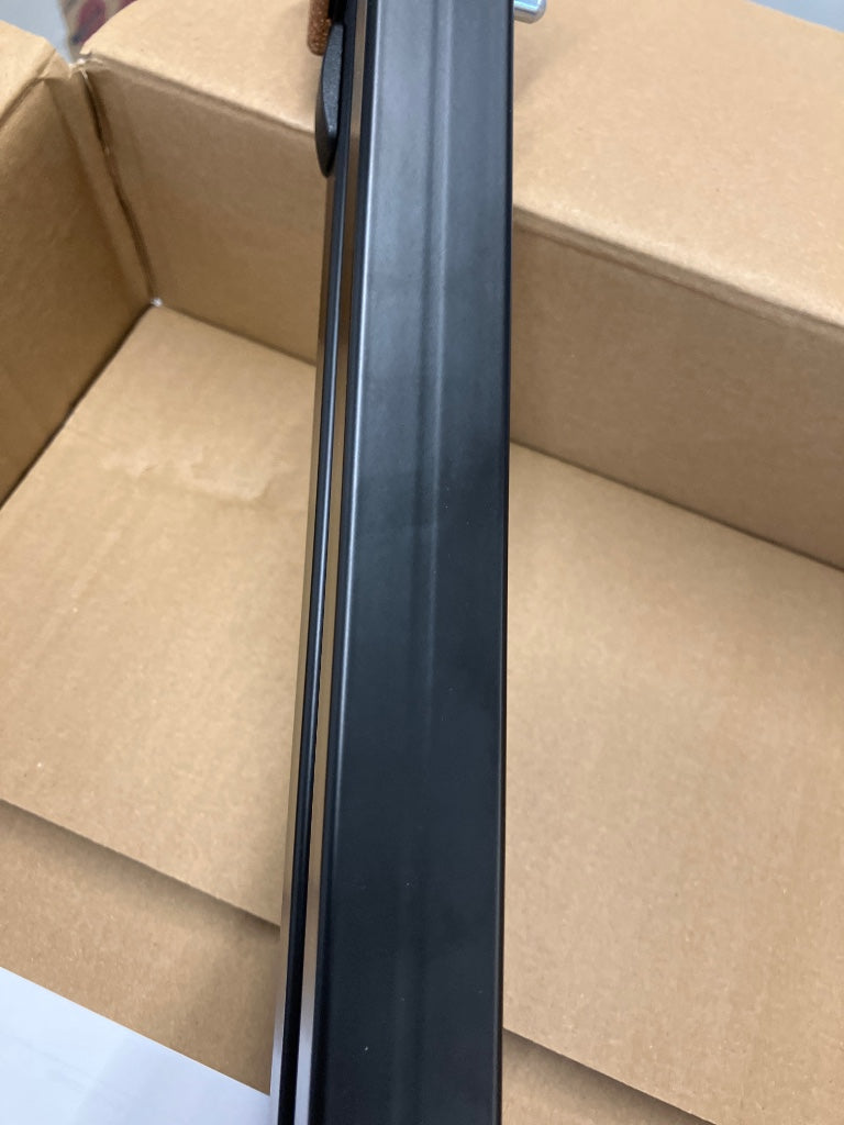 CORK CELLO STAND - B Stock