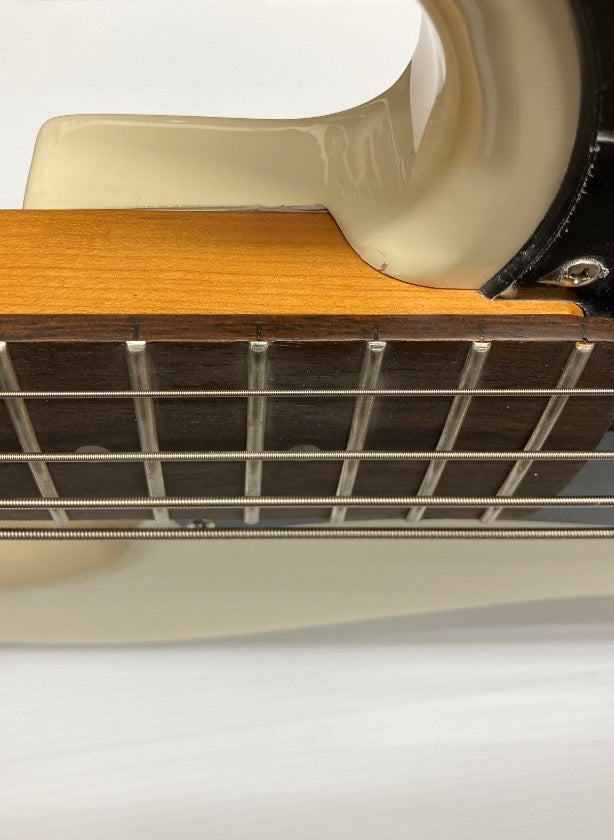 Pj 400 Vintage White - B Stock