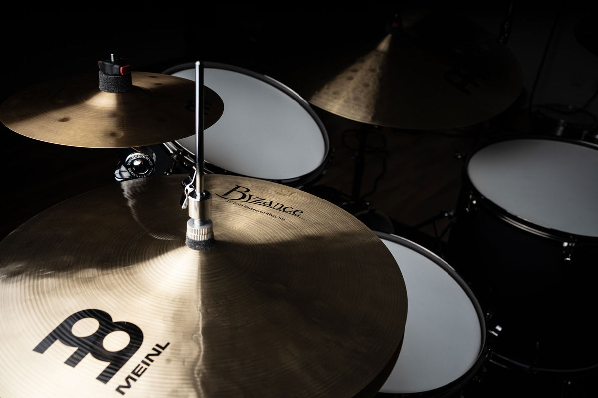 B15EHH - Hi-Hat Byzance Tradicional Extra Martelado De 15"