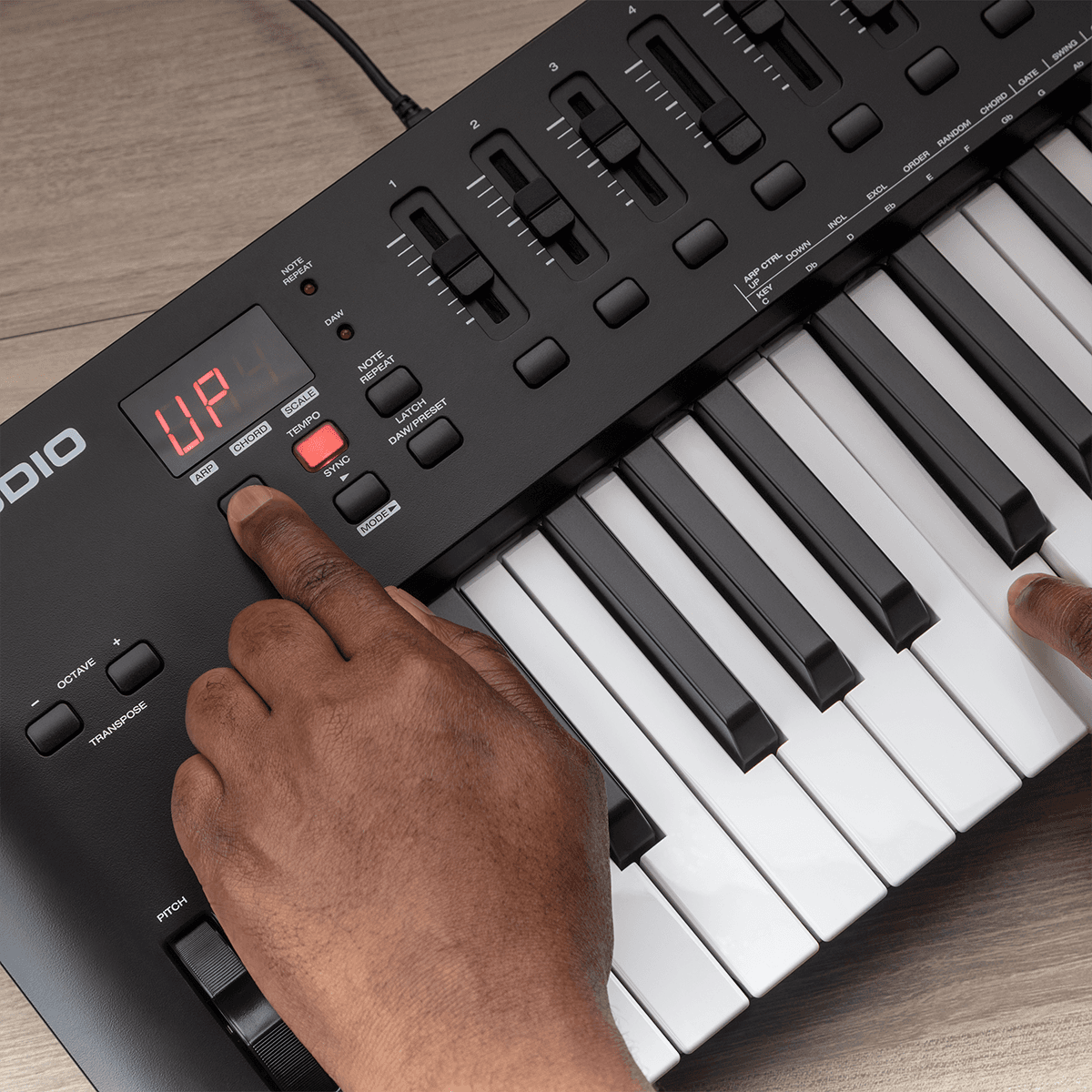 Oxygen 49 MK5