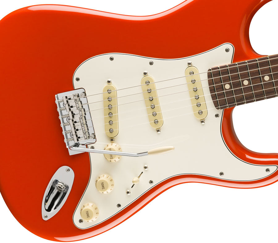 Stratocaster Player II RW Vermelho coral