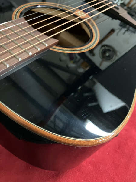 Tramontane T118DCE-BLK Dreadnought Cutaway Electro Preta - Stock B