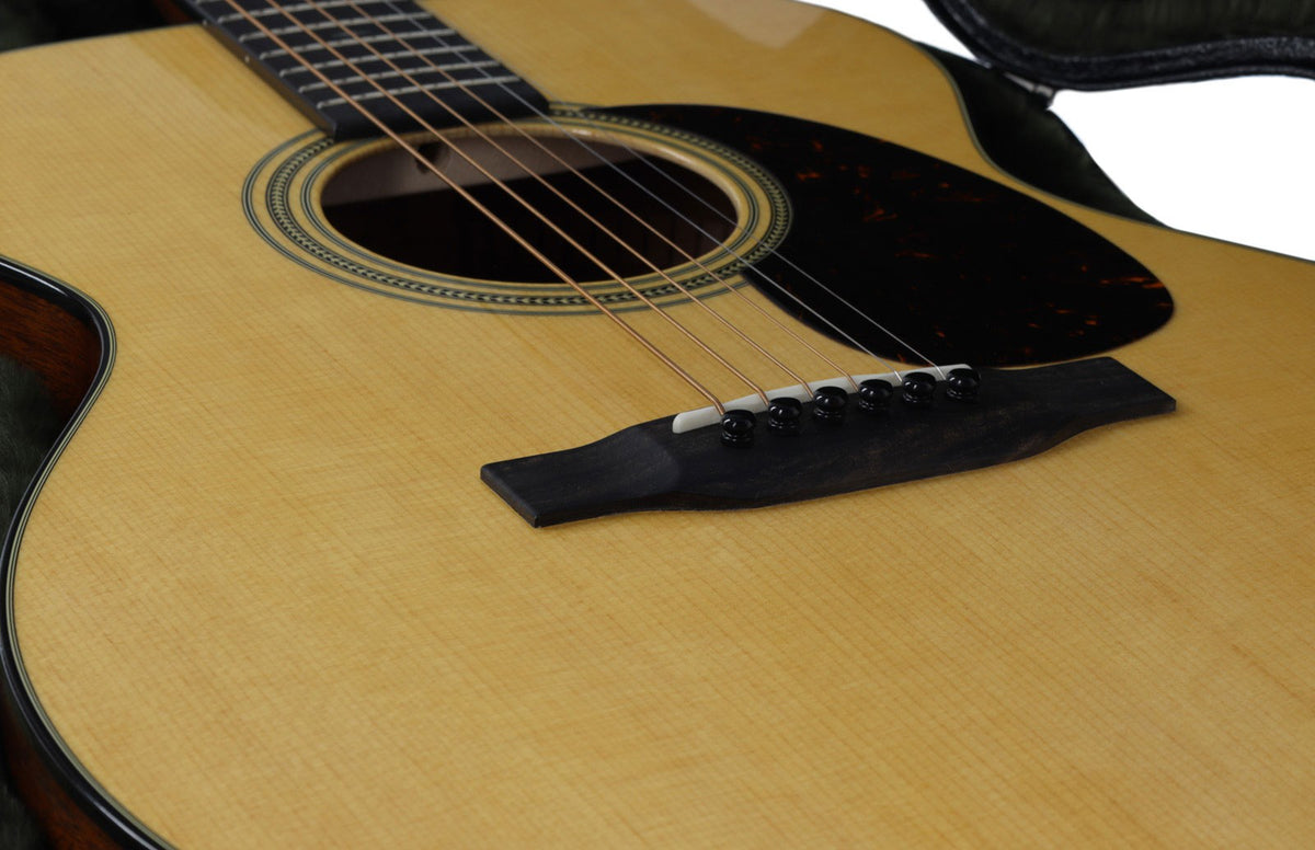 Cs 000 Abeto Sitka/Mogno flamejado