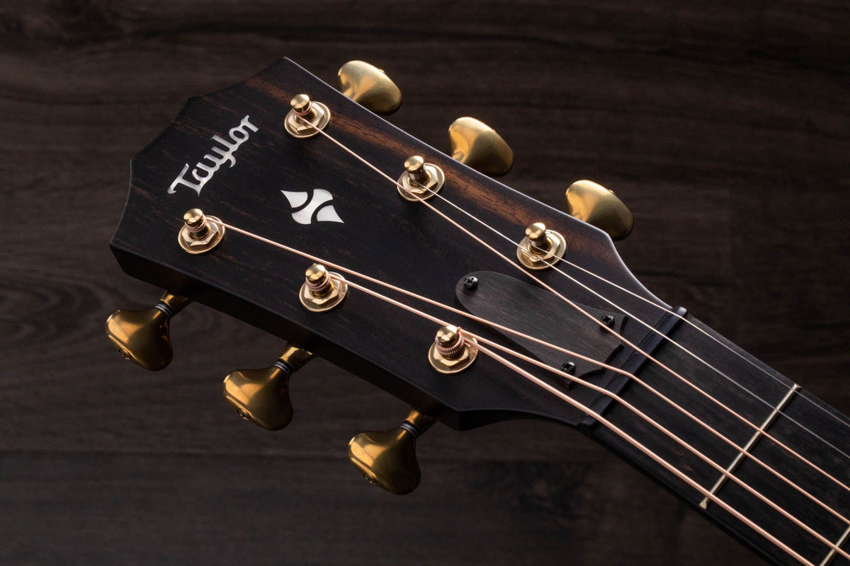 324Ce Builder's Edition Urban Ash Mahogany Top Grand Auditorium