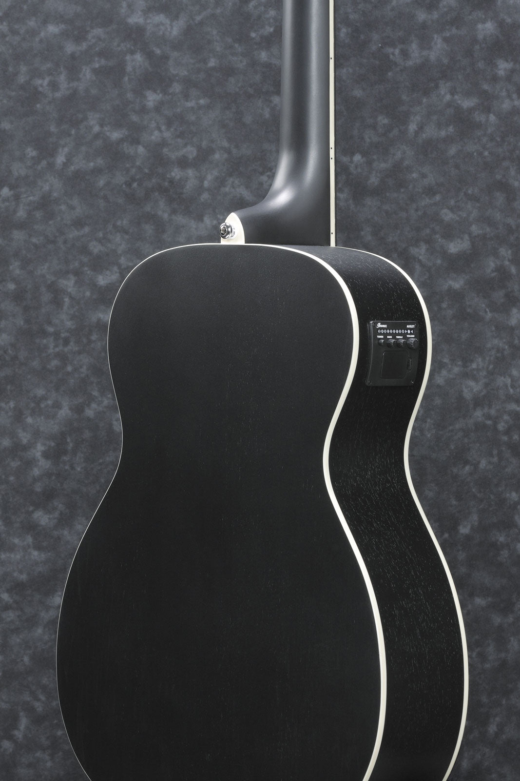 PCBE14MH-WK Preto envelhecido
