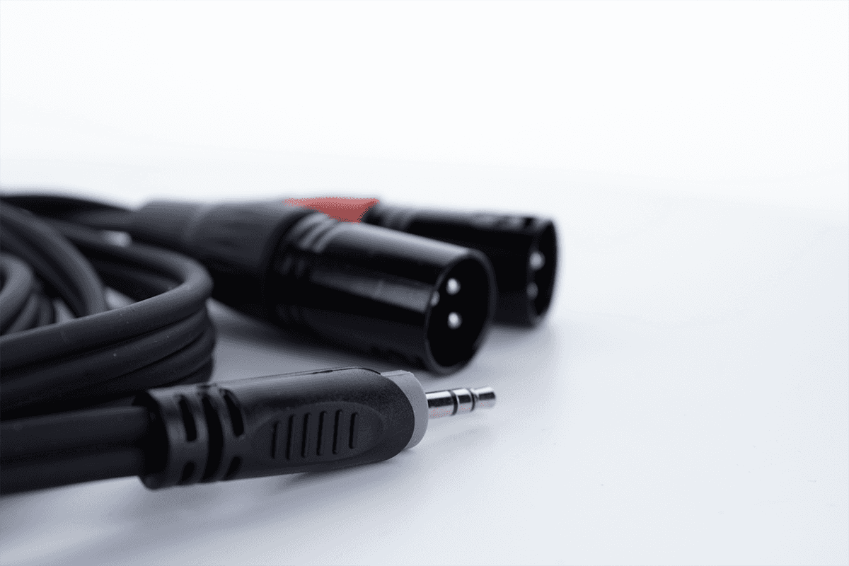 Cabo Y Mini-jack Estéreo / 2 XLR Macho 1 M