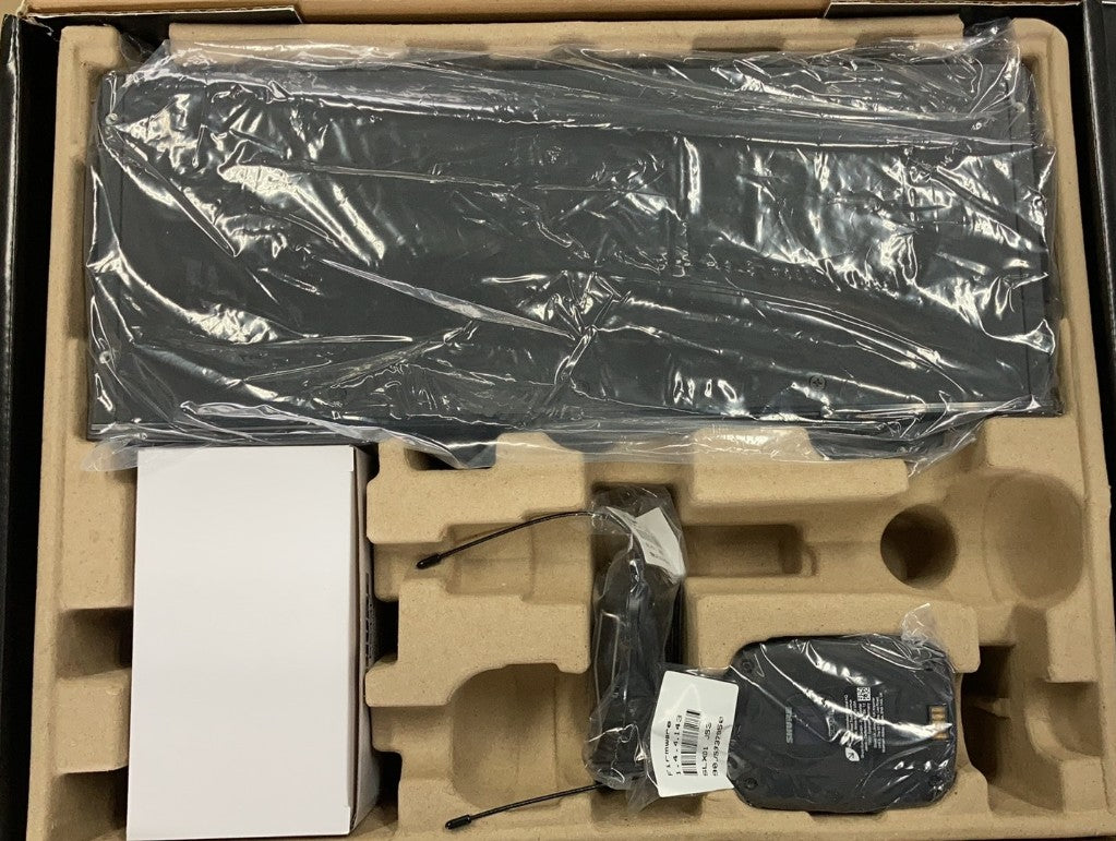 Sistema Duplo De Bolsa SLX-D - 562-606 MHz - Stock B