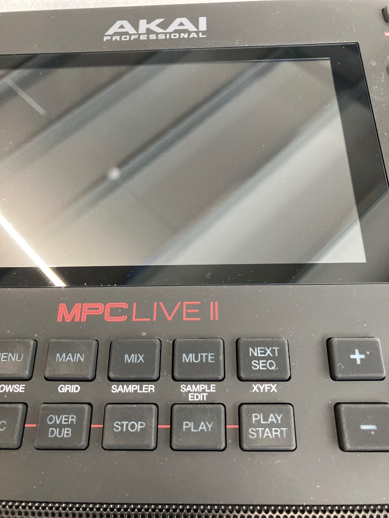 MPC Live 2 - B Stock