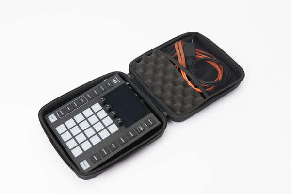 Magma CTRL CASE WOLFMIX BLACK/BLACK