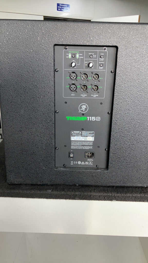 THUMP 115S - B Stock