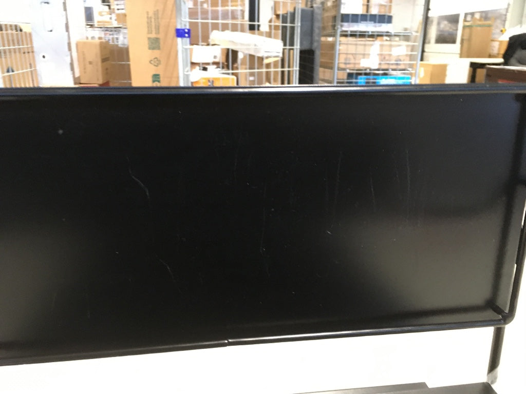 EMPTY MAINTENANCE DISPLAY - B Stock