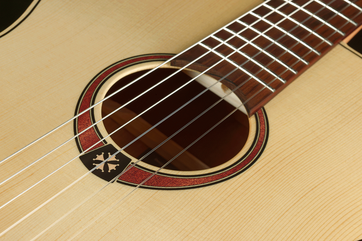 Tramontane Tn70A-Nat Nylon Auditorium