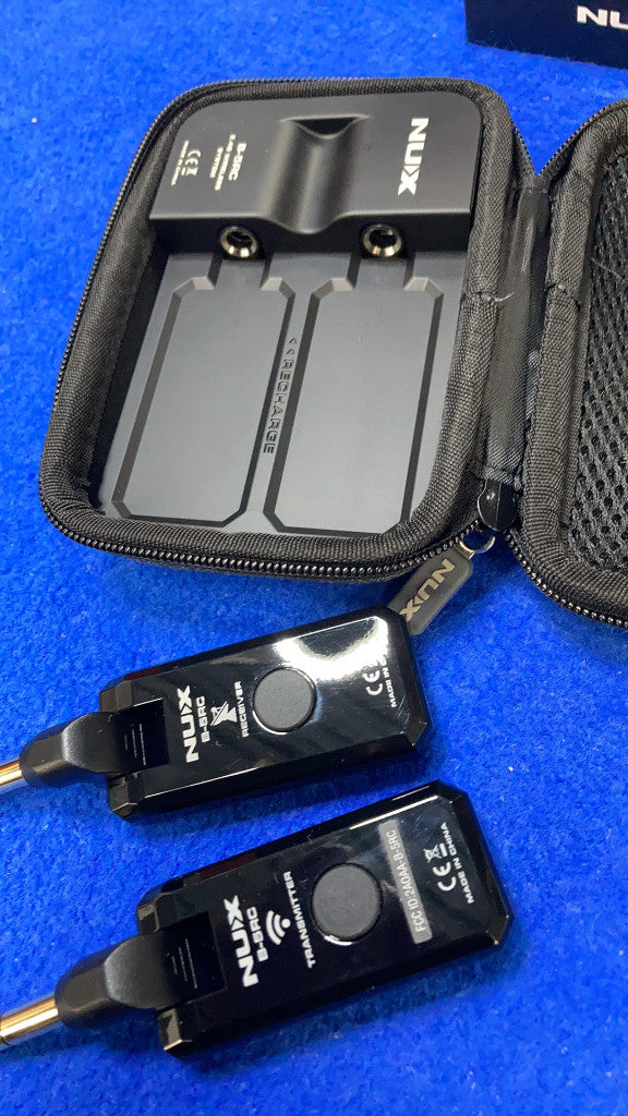 B5RC Sistema Sem Fios para Guitarra 2,4 GHz Sincronização Automática - Stock B