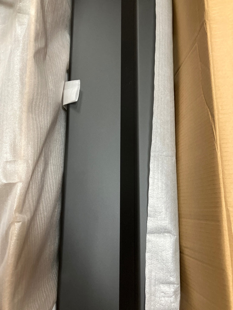 G1B AIR BK - B Stock