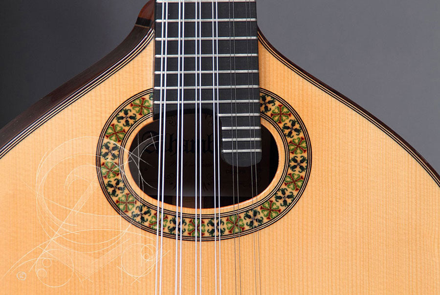 Concert 11P A Bandurria + 9563 Gigbag